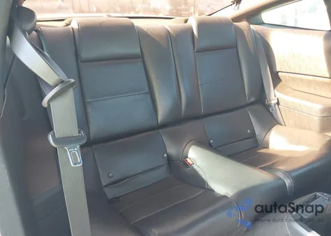 2008 Ford Mustang V6 Deluxe/V6 Premium z USA, uszkodzony, nr VIN 1ZVHT80N985126714